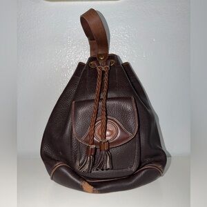 Vintage Dooney and Bourke bucket bag
